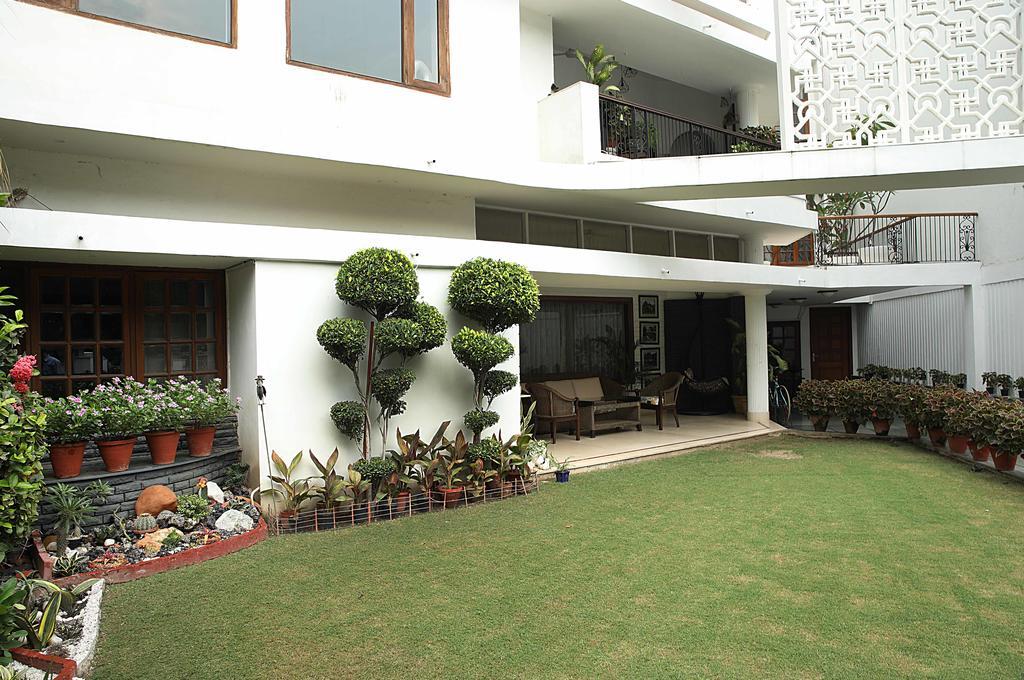 Hotel Ahuja Residency Golf Links Neu-Delhi Exterior foto