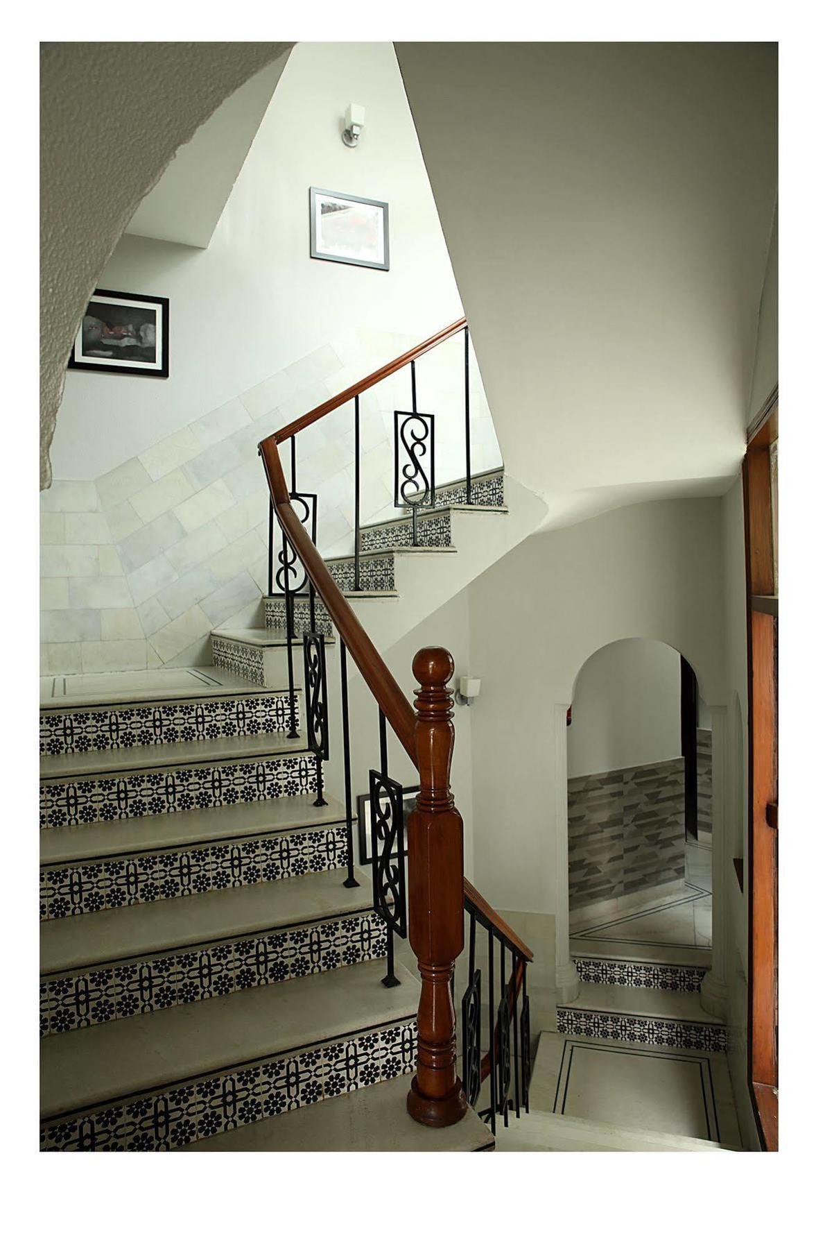 Hotel Ahuja Residency Golf Links Neu-Delhi Exterior foto