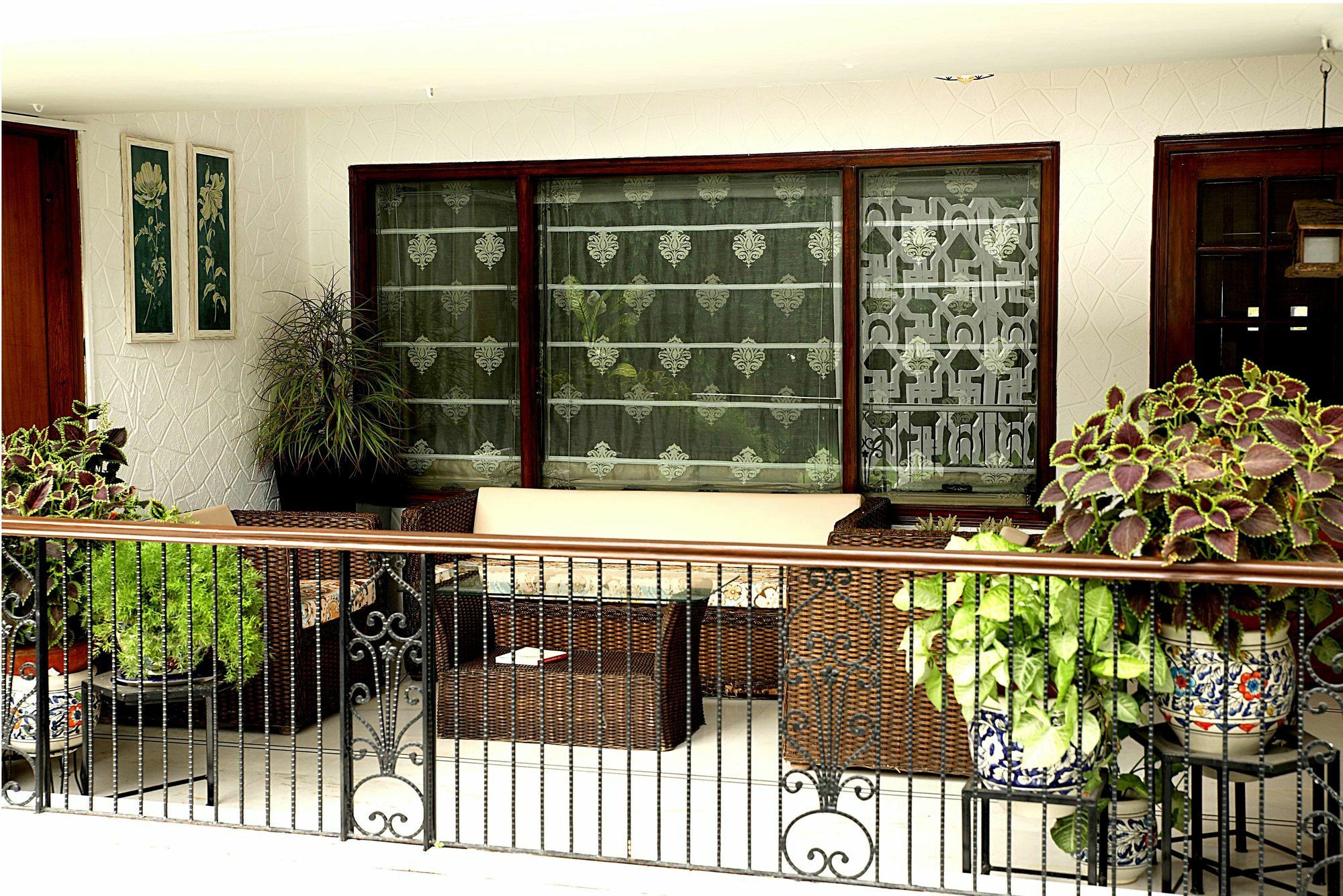 Hotel Ahuja Residency Golf Links Neu-Delhi Exterior foto