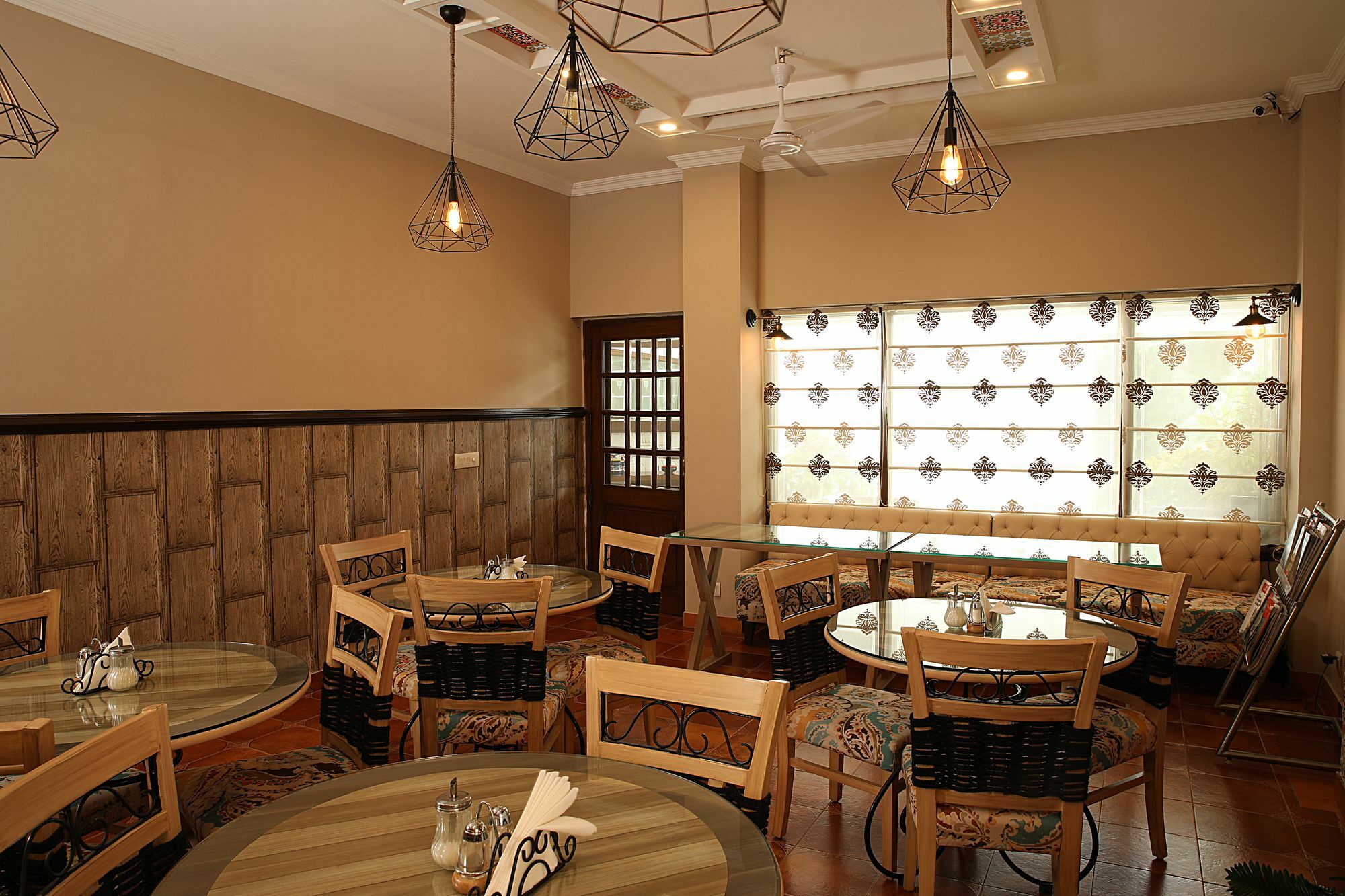 Hotel Ahuja Residency Golf Links Neu-Delhi Exterior foto