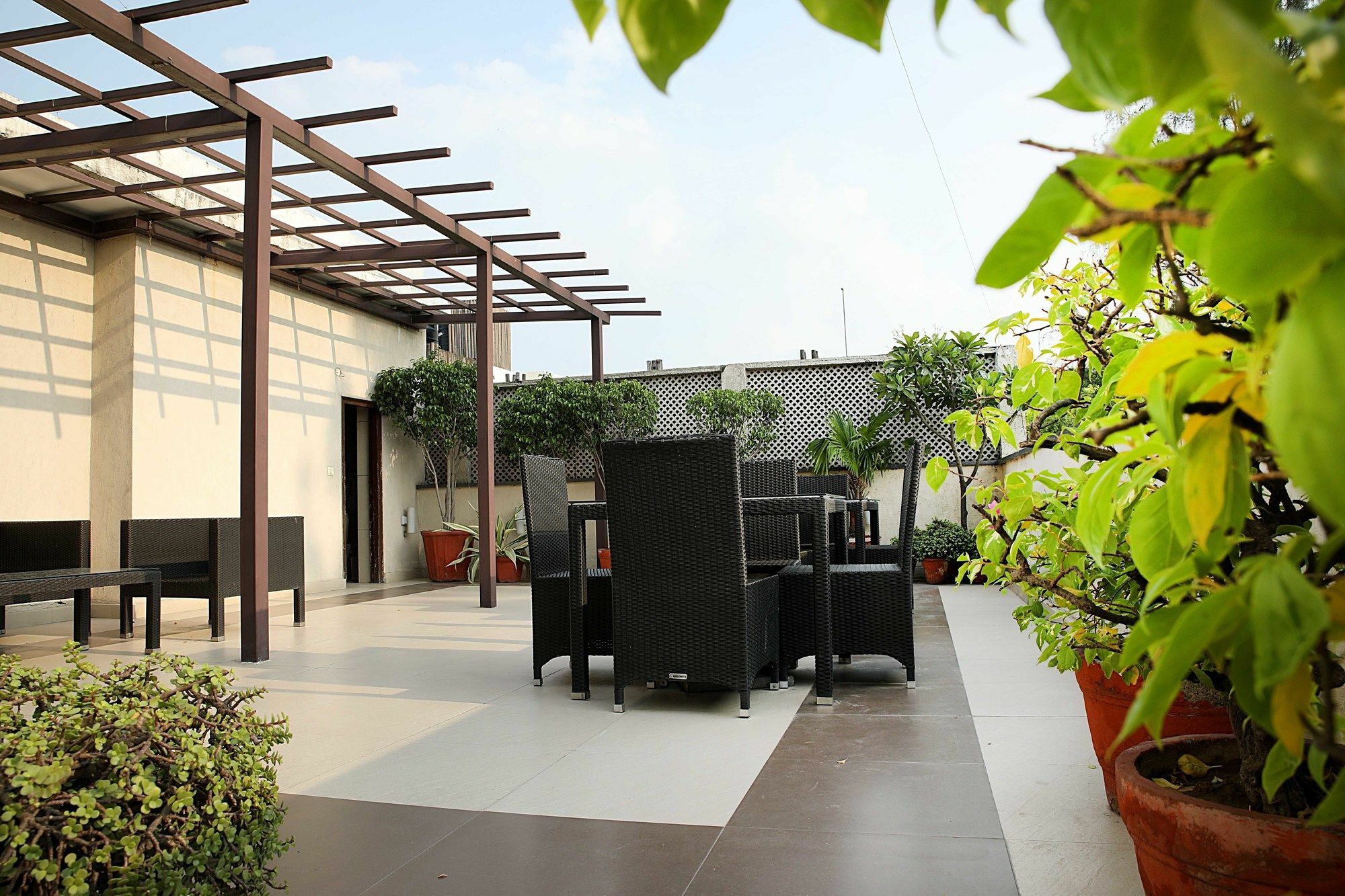 Hotel Ahuja Residency Golf Links Neu-Delhi Exterior foto