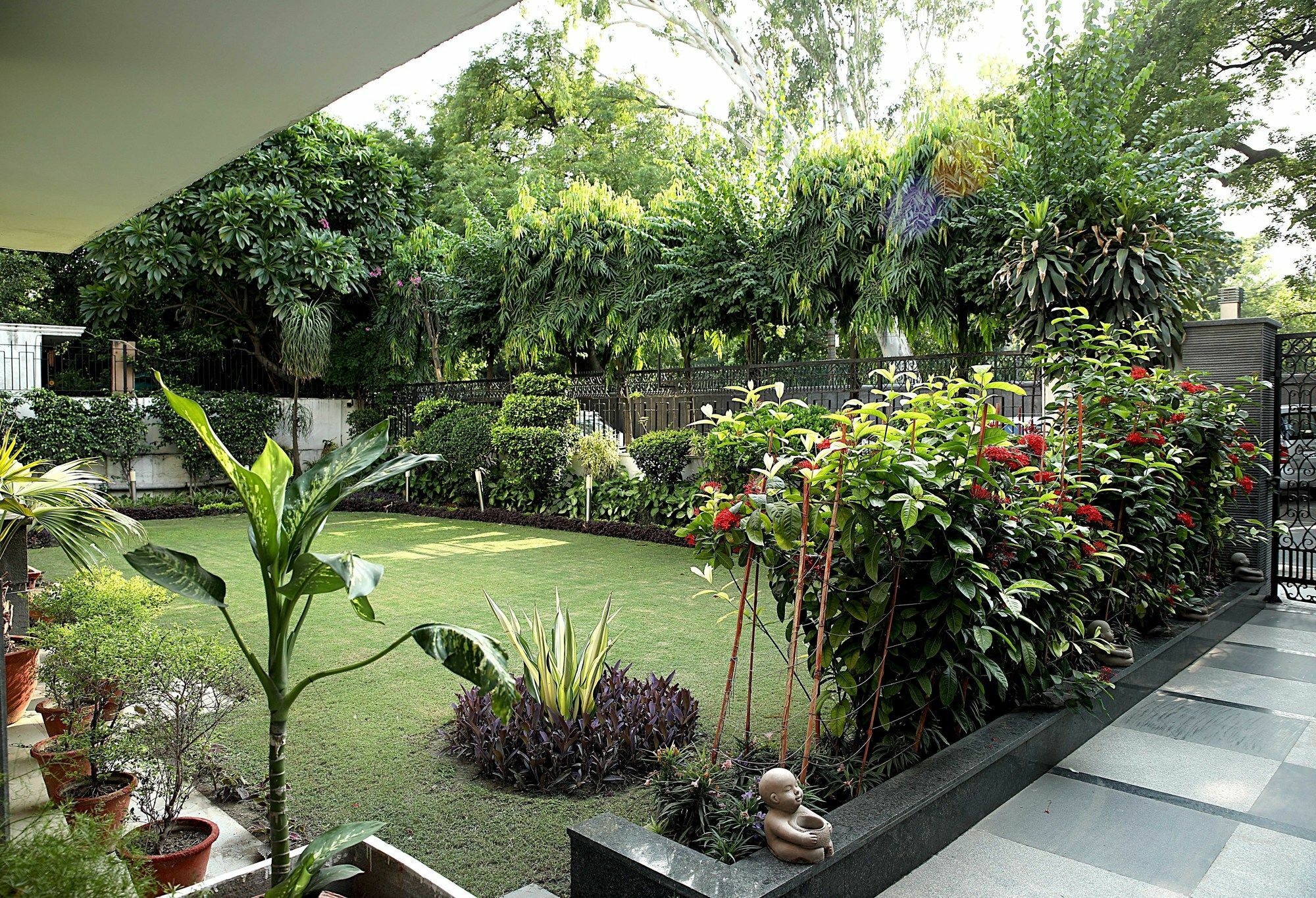 Hotel Ahuja Residency Golf Links Neu-Delhi Exterior foto